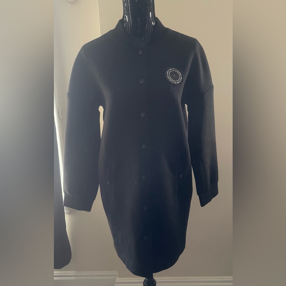 Black Snap Button Light Weight Jacket Size Small